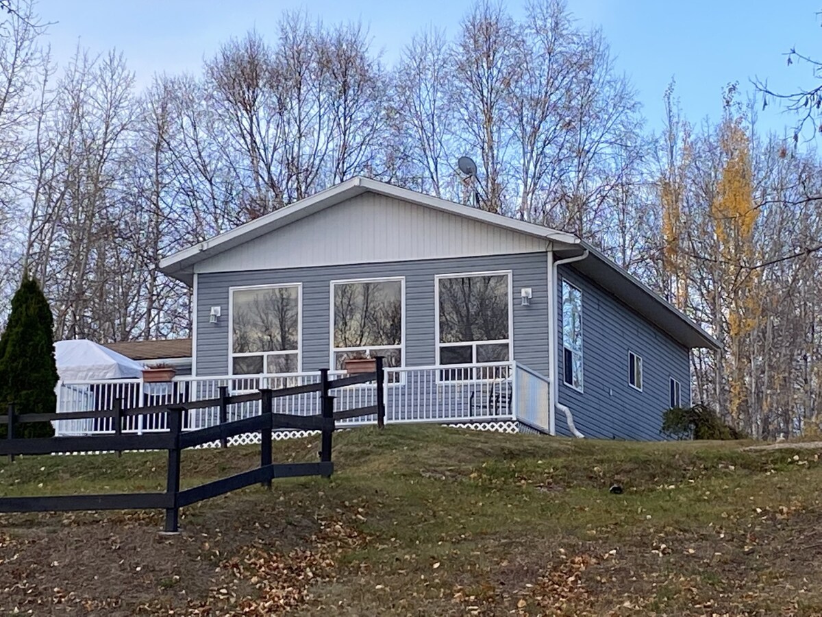 Captains Quarters at North Buck Lake