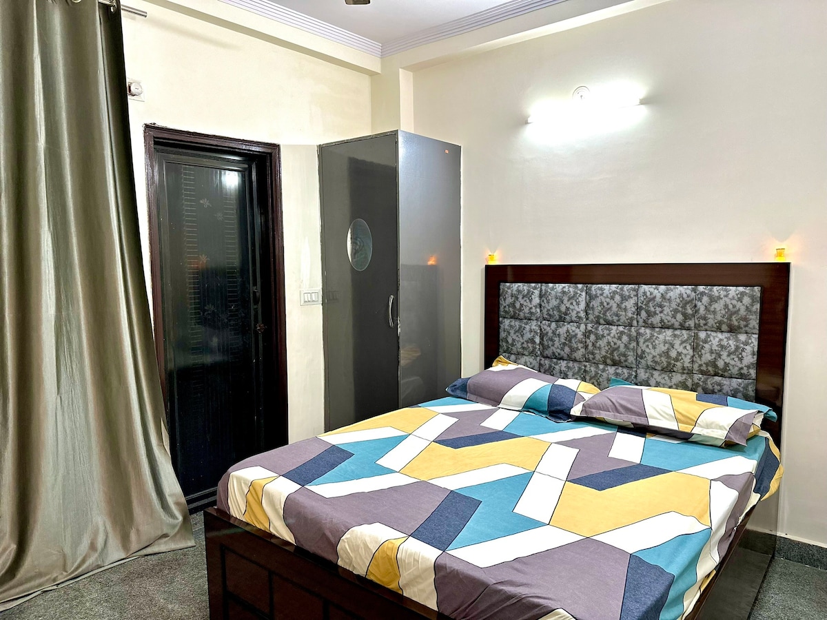Fully furnished 2bhk apartment