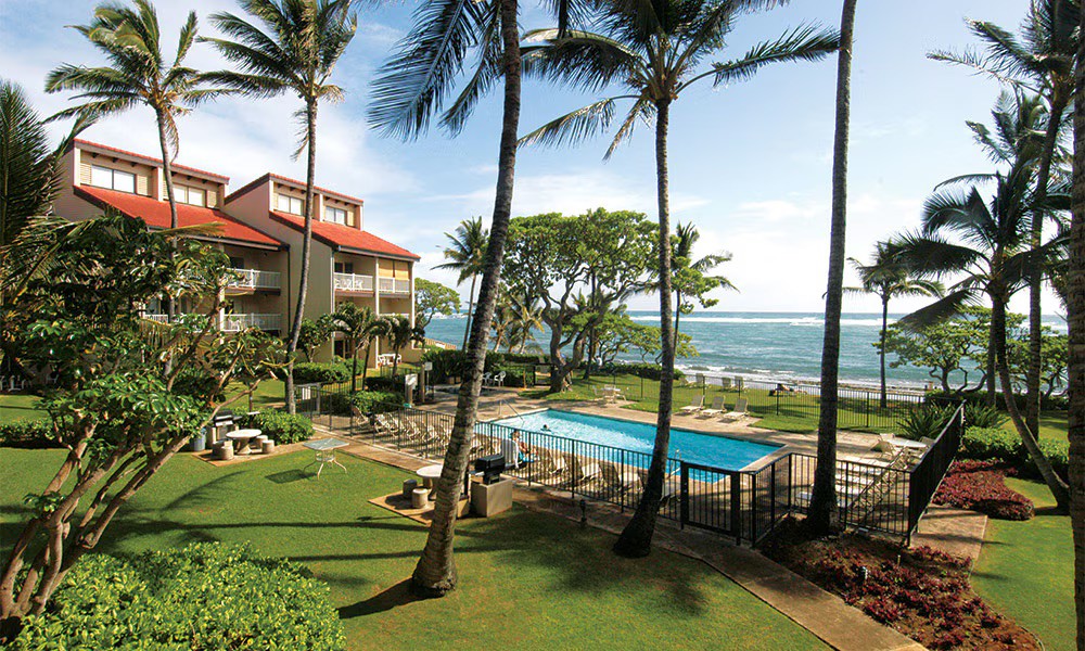 Cozy 2BR Kauai Beachfront Condo!