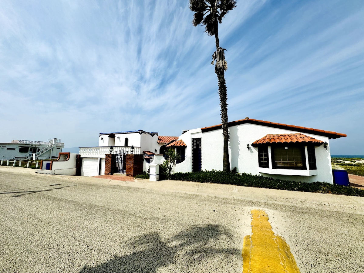 Beach House and Laguna