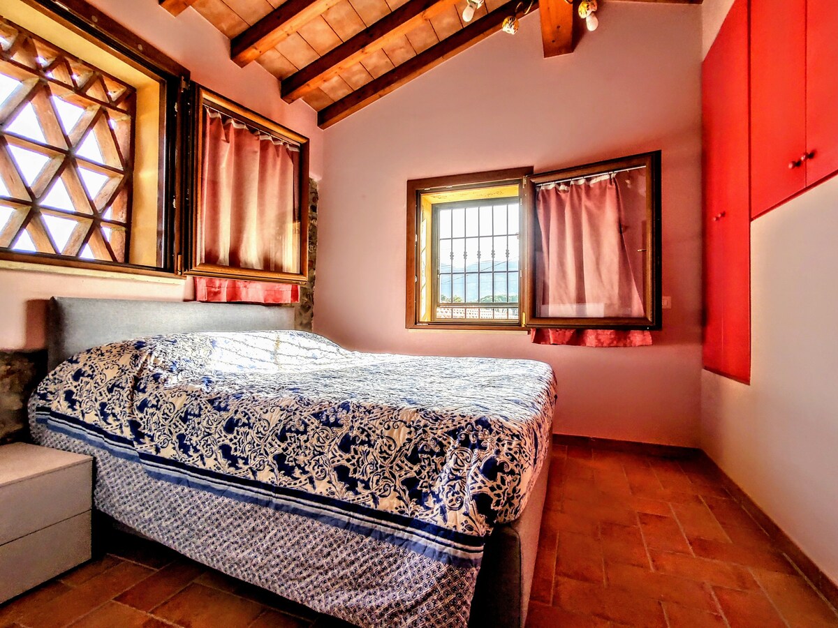 -Villa Gardenia- [Private Garden & Free Parking]