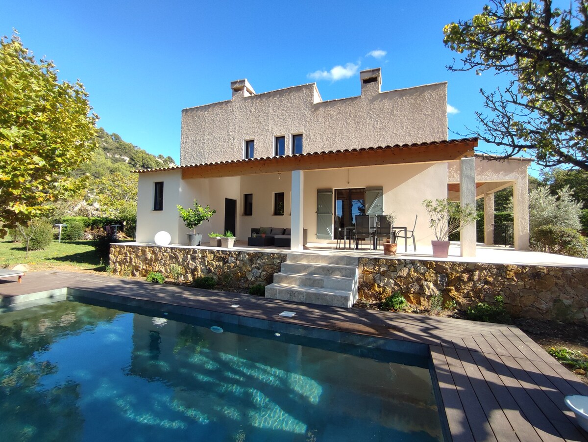 Magnifique villa près d'Aix en Provence