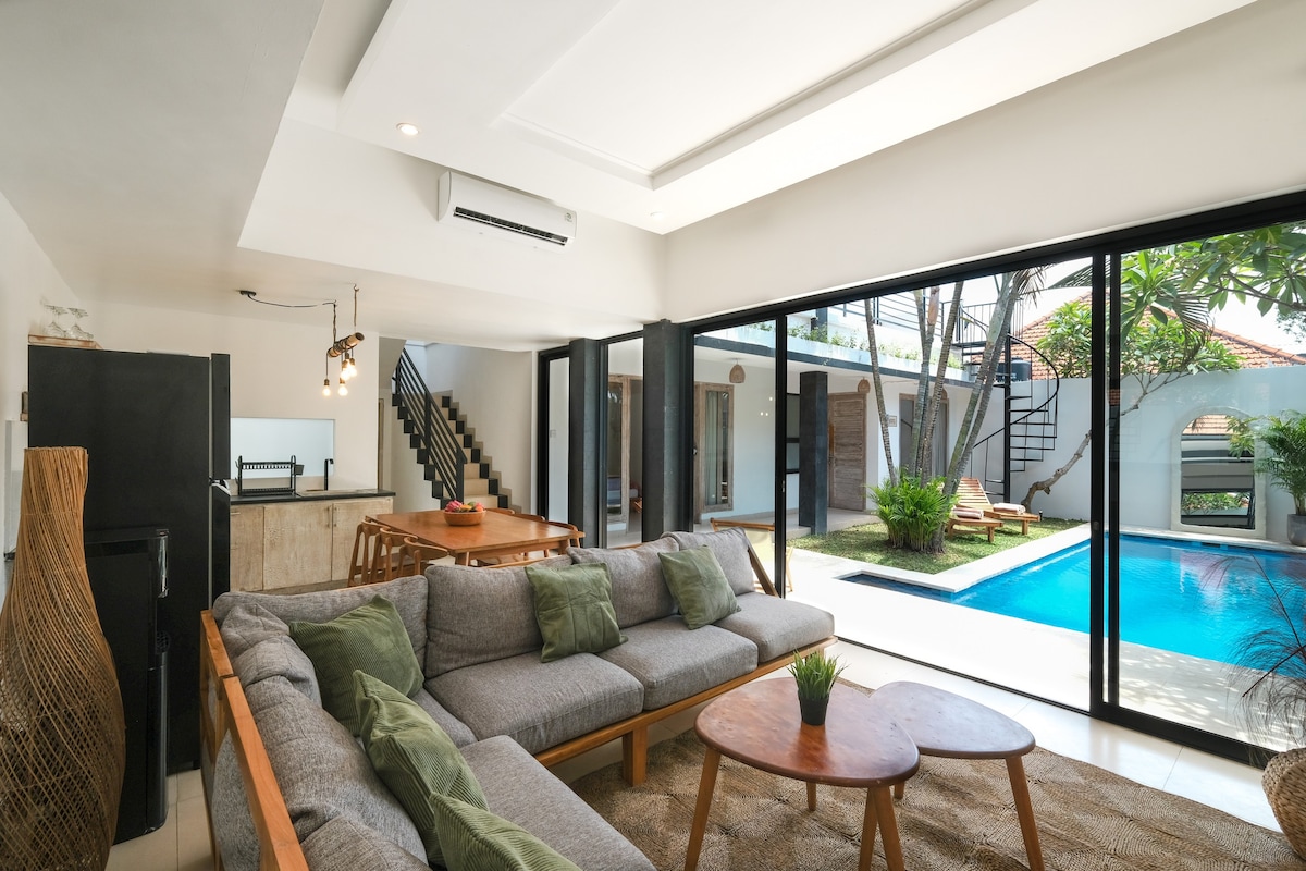 Tepui: Luxury Comfort Villa in the Heart of Canggu