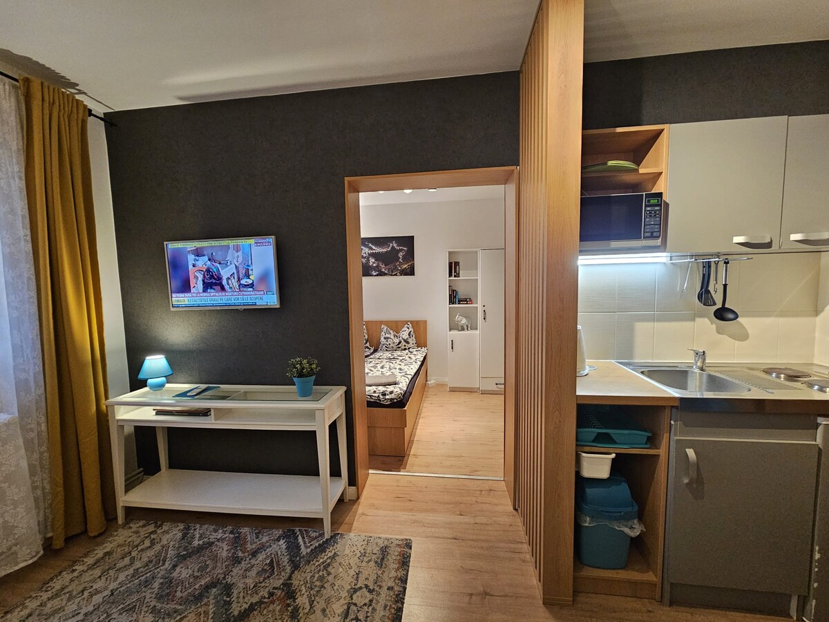 Elor Apartman