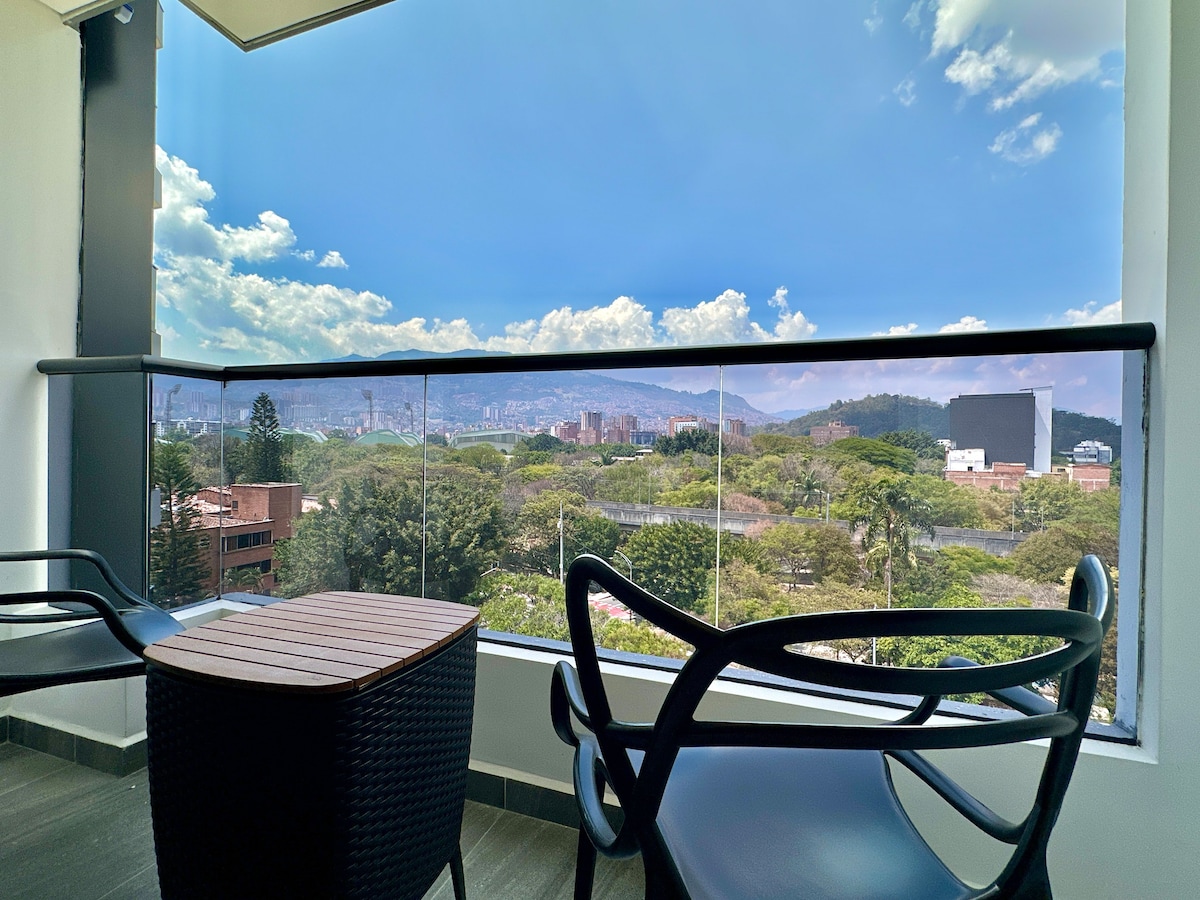 Jacuzzi, balcón, wifi en Laureles, Medellín 801