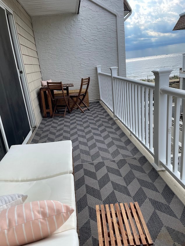 Beachfront 2br/2.5bath