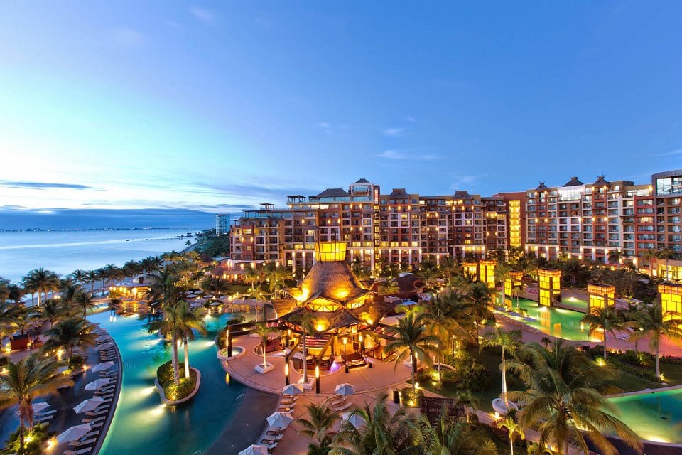 Cancun Resort | Villa del Palmar