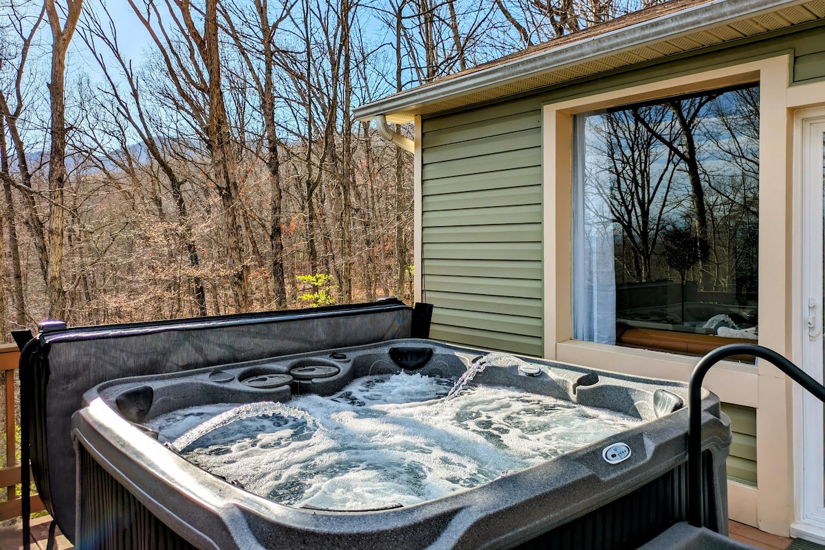 Mountain Sun - Hot Tub+SoloStove