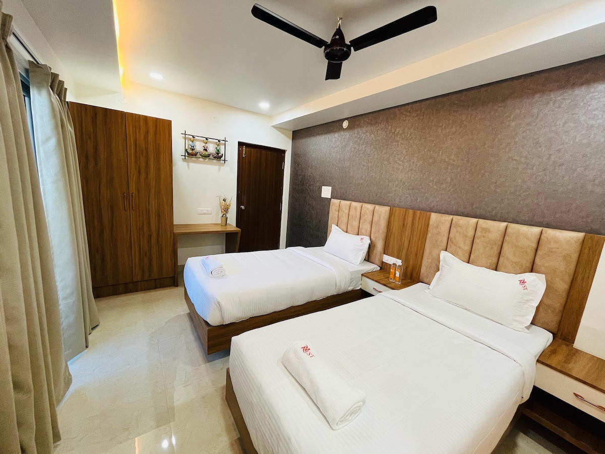 Twin Room - Viola Suites Madhapur