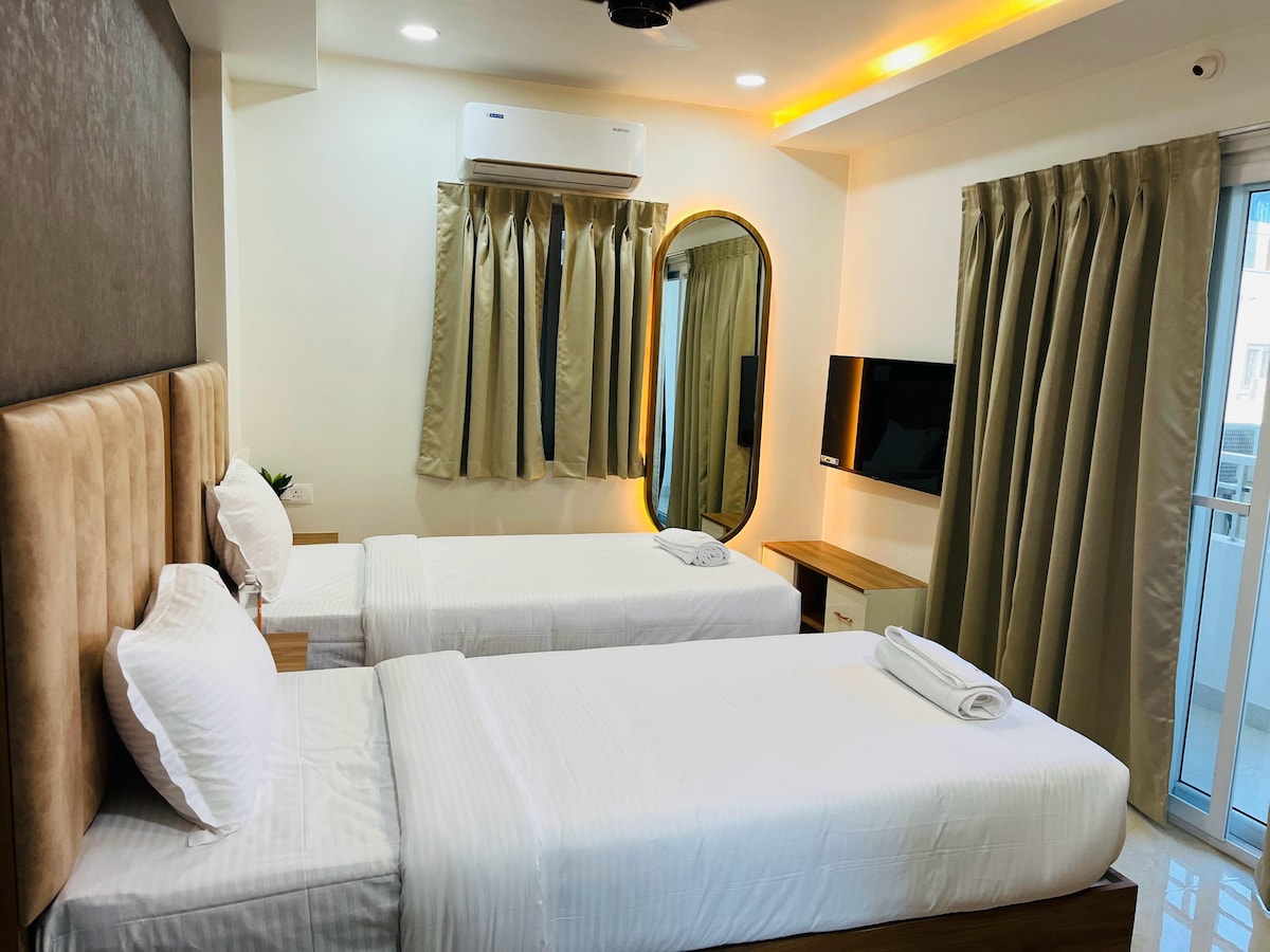 Twin Room - Viola Suites Madhapur