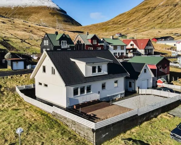 Oyndarfjørður的民宿