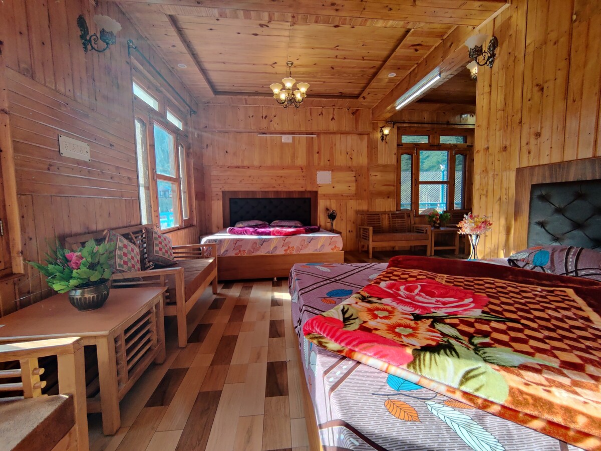 Family Suite-2@ Cosy Woods- Pantwari