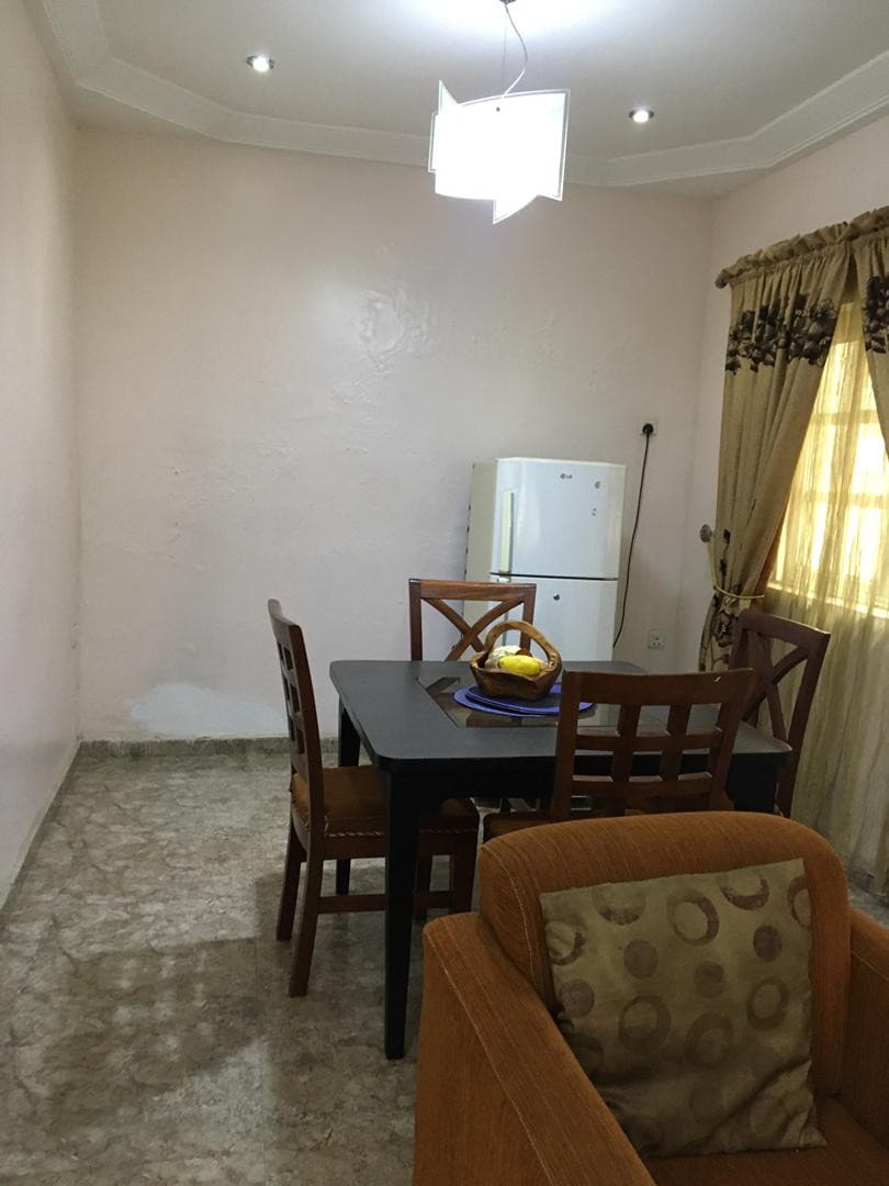 Cozy 2 bedroom serviced House