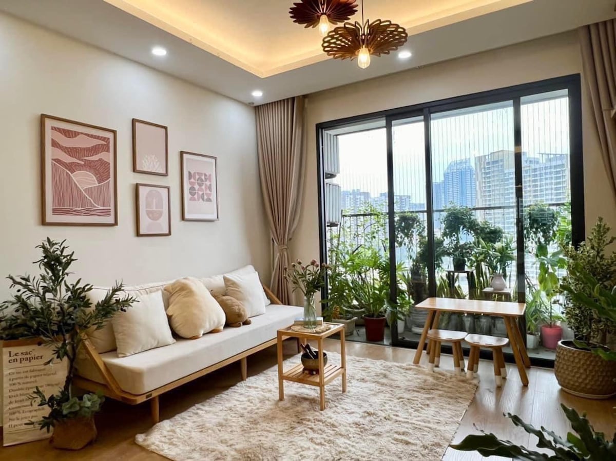 3BR Luxury Vinhomes D'capitale 3BR / Near Keangnam