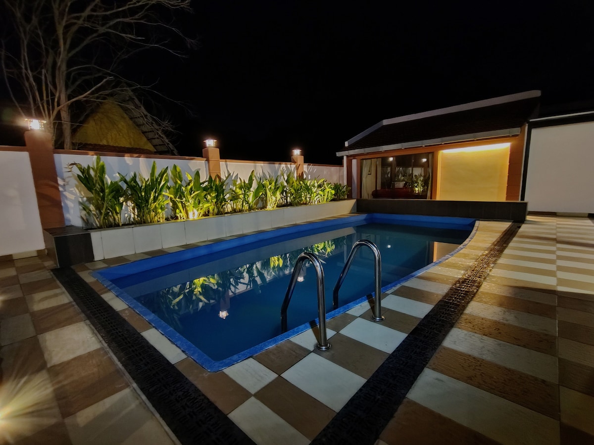 Auro-Villa with Zen Pool & BBQ for 15Pax