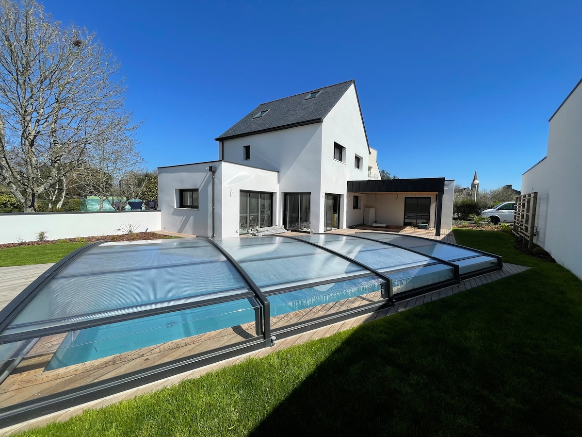 Villa avec piscine, proche plage