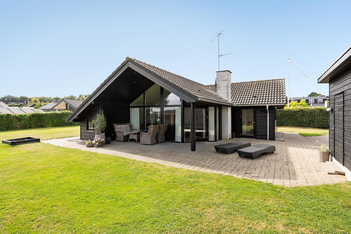 Sommerhus, børnevenlig strand.