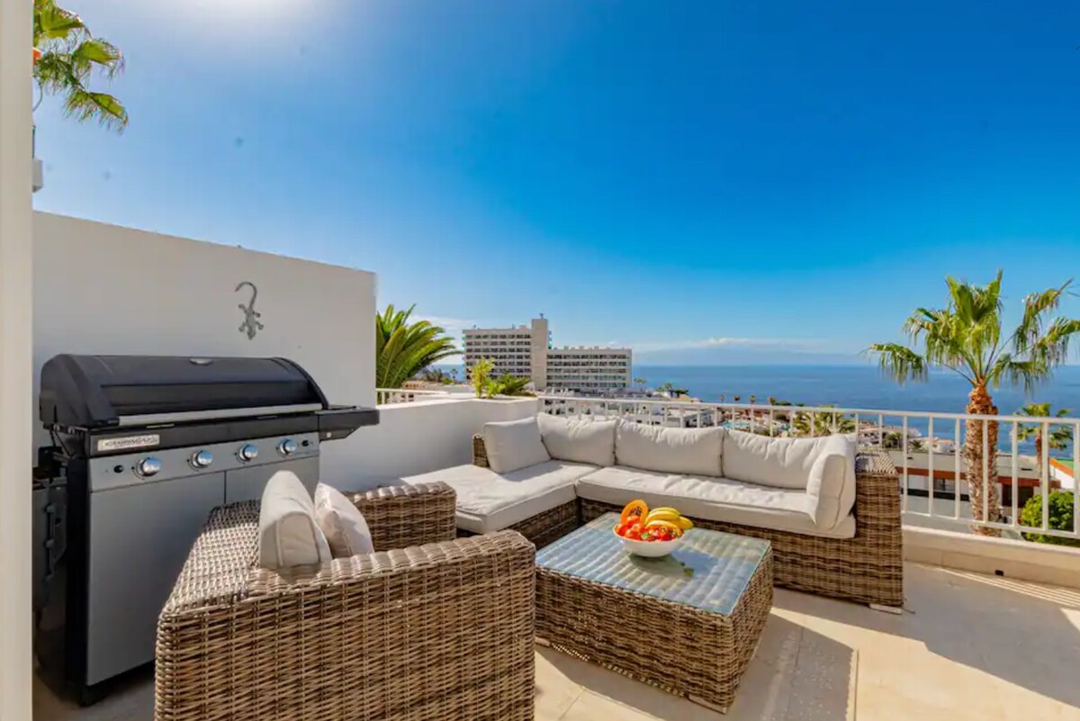 2BDR Apt. with Terrace & Sea View in Los Gigantes