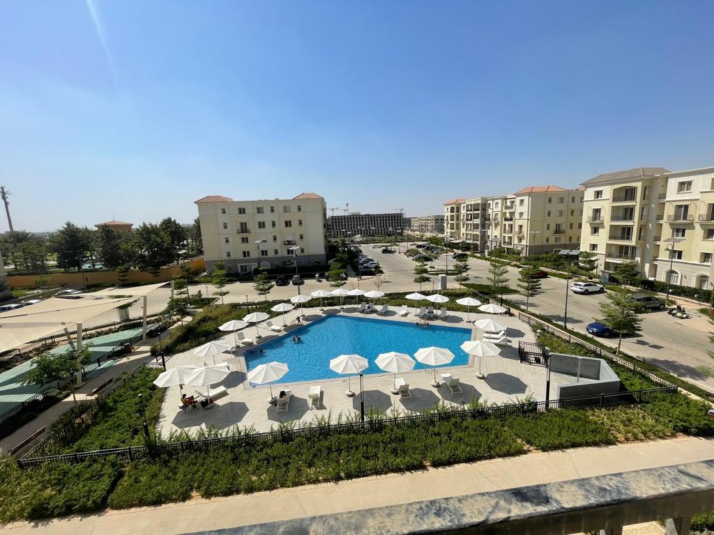 Access -Hotel Apt- 3bedr- mivida Emaar pool view