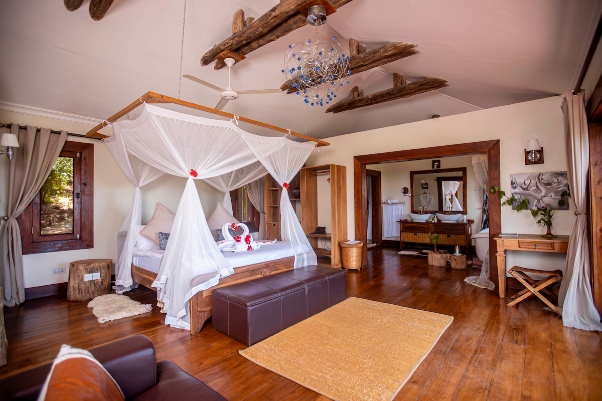 Escarpment Luxury Lodge Manyara