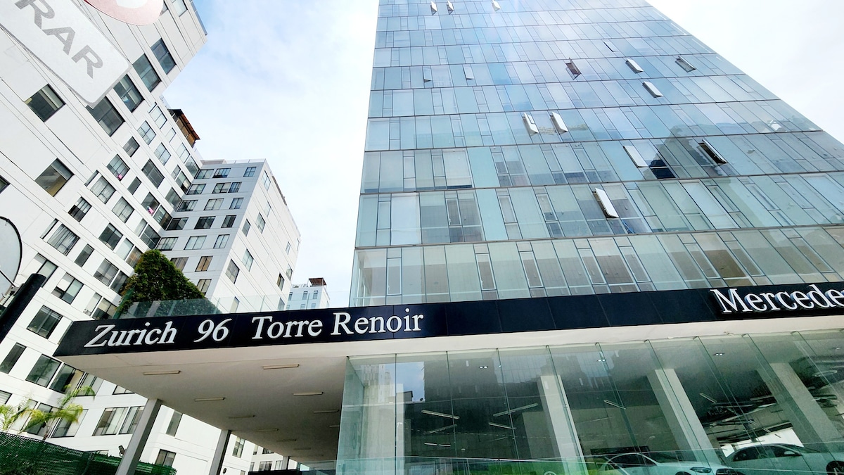 Torre Renoir Polanco, Walk Plaza Carso 1 minute