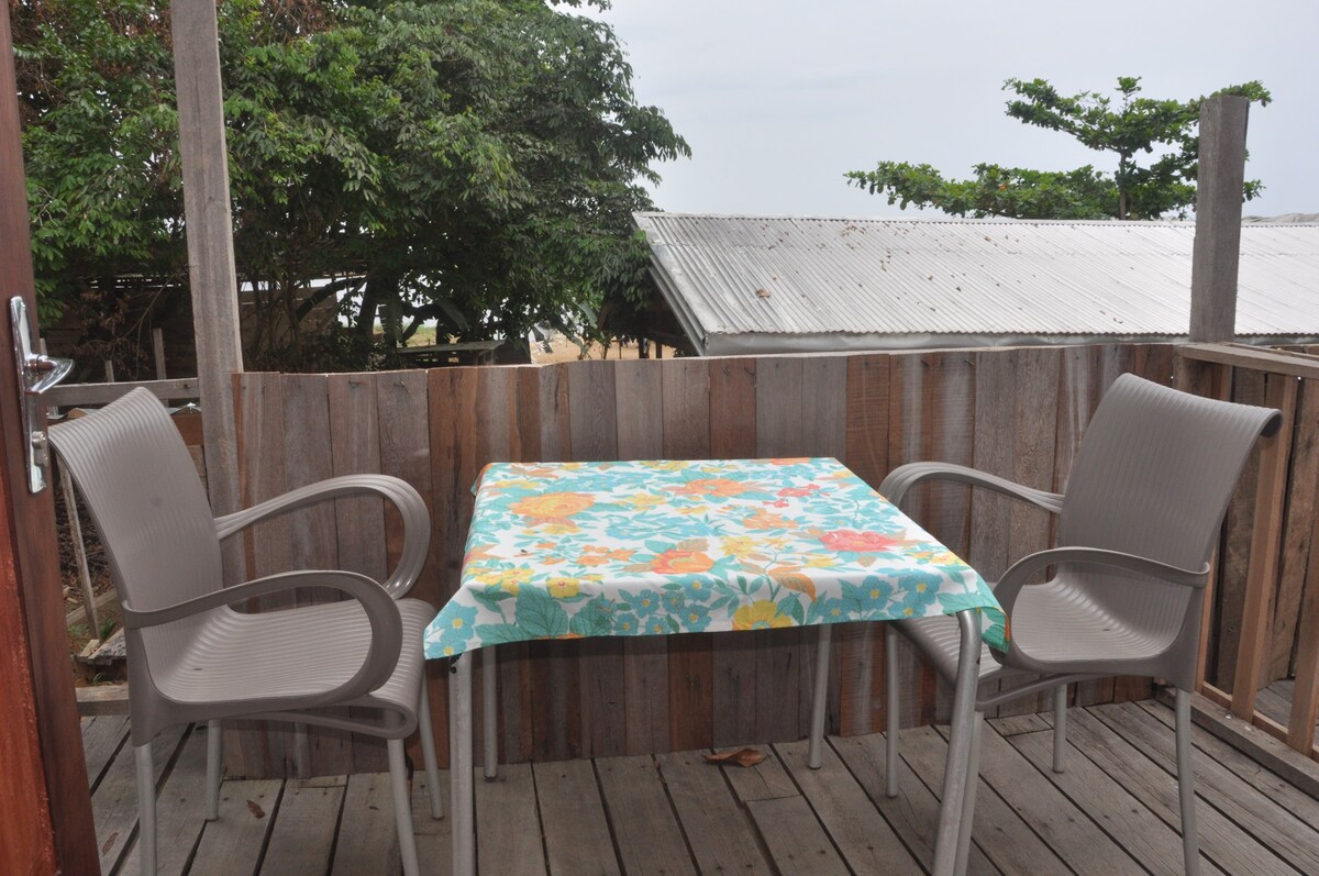 Chambre chalet Kribi 2