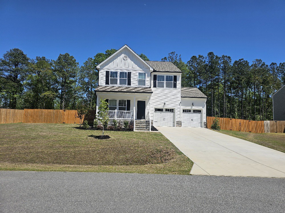 Home in quiet country neighborhood! Built in '22!