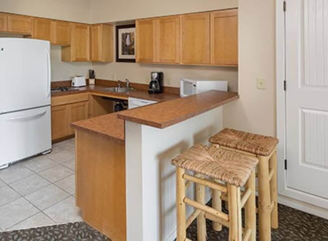 2 BD W Yellowstone Condo - for 6