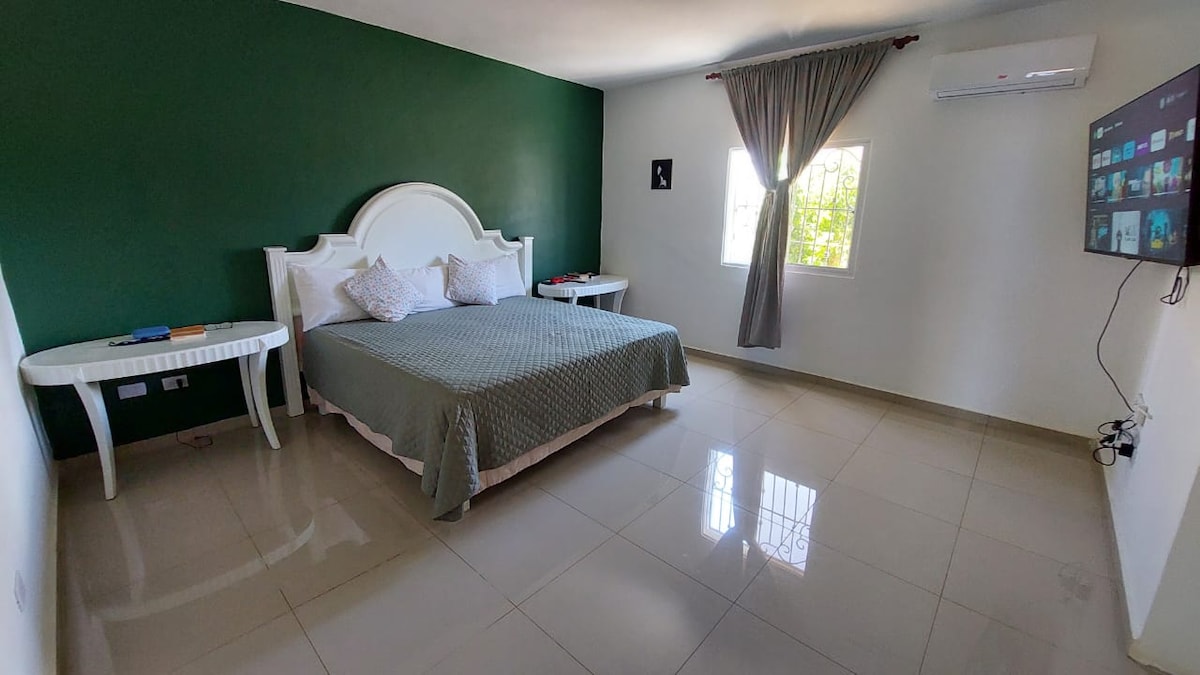 Excelente casa cerca  punta cana