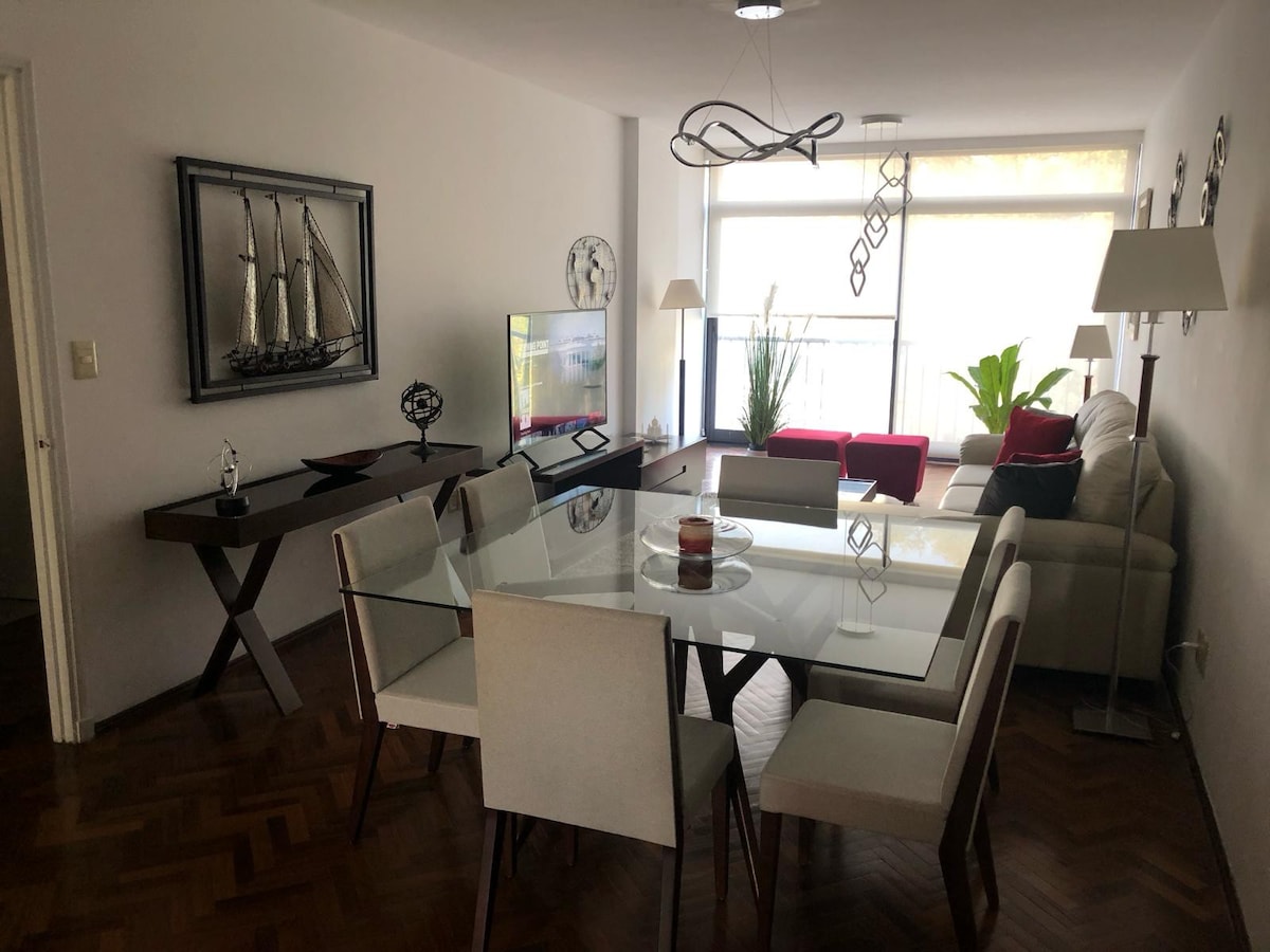 Moderno apartamento entero en Pocitos