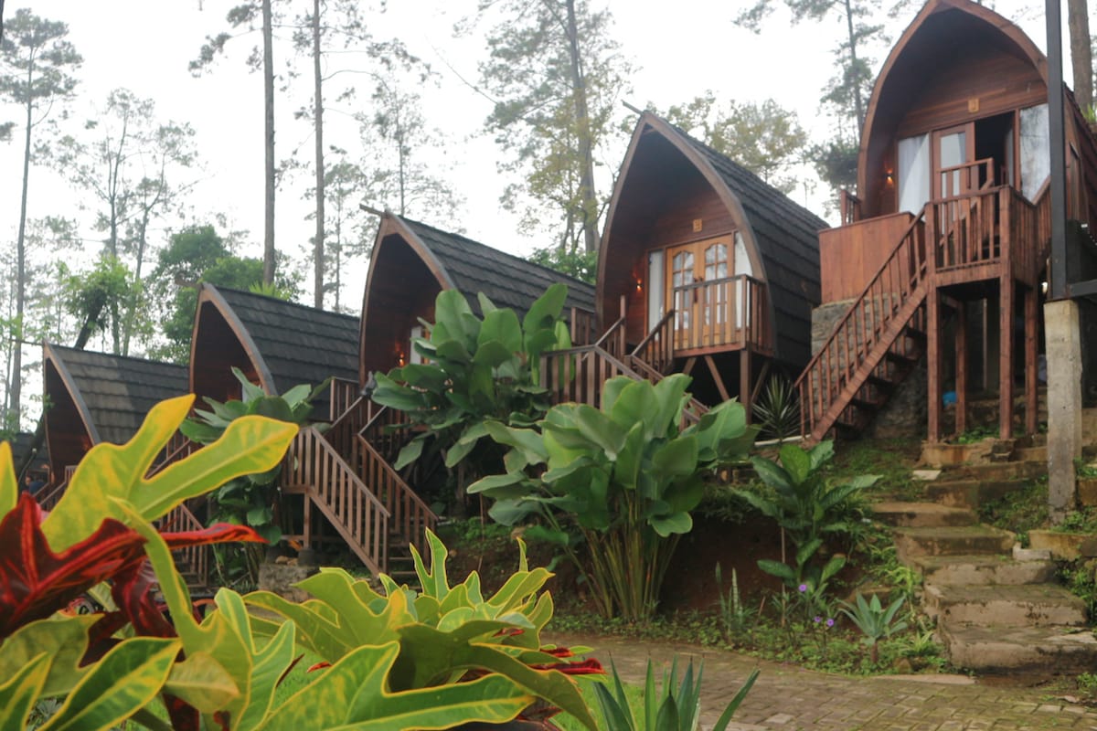 TwoSpaces Nature Lodge | 5 Min to Pacet Hill