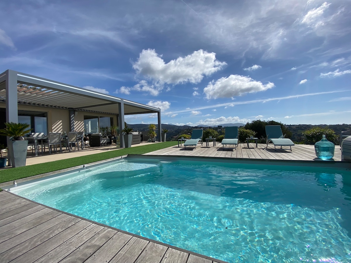 Superbe villa moderne - piscine vue mer