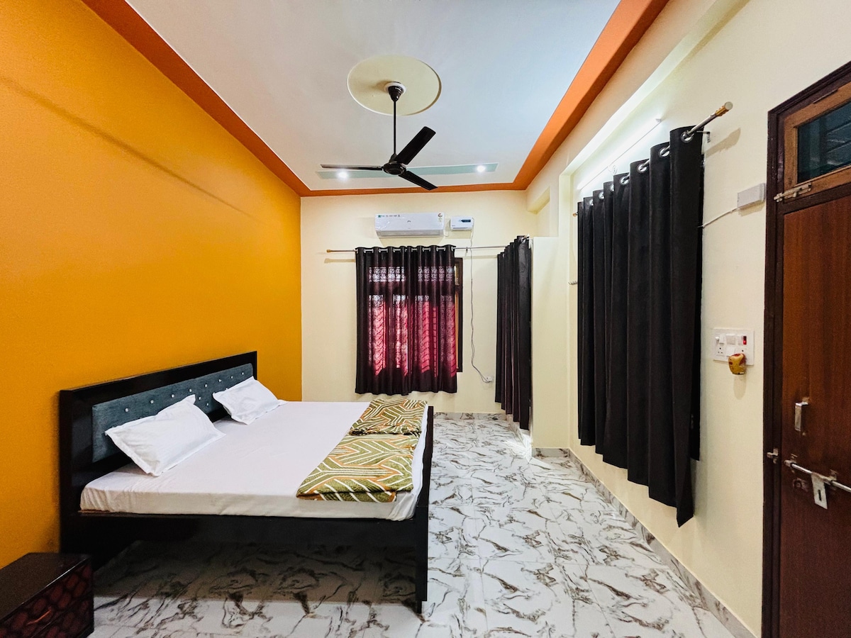 Ayodhya Nilayam Premium Stay (Near Ram Janmabhoomi