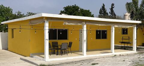 House with 2 bedrooms & kitchen