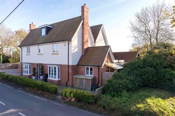 Beautiful 5 bedroom house