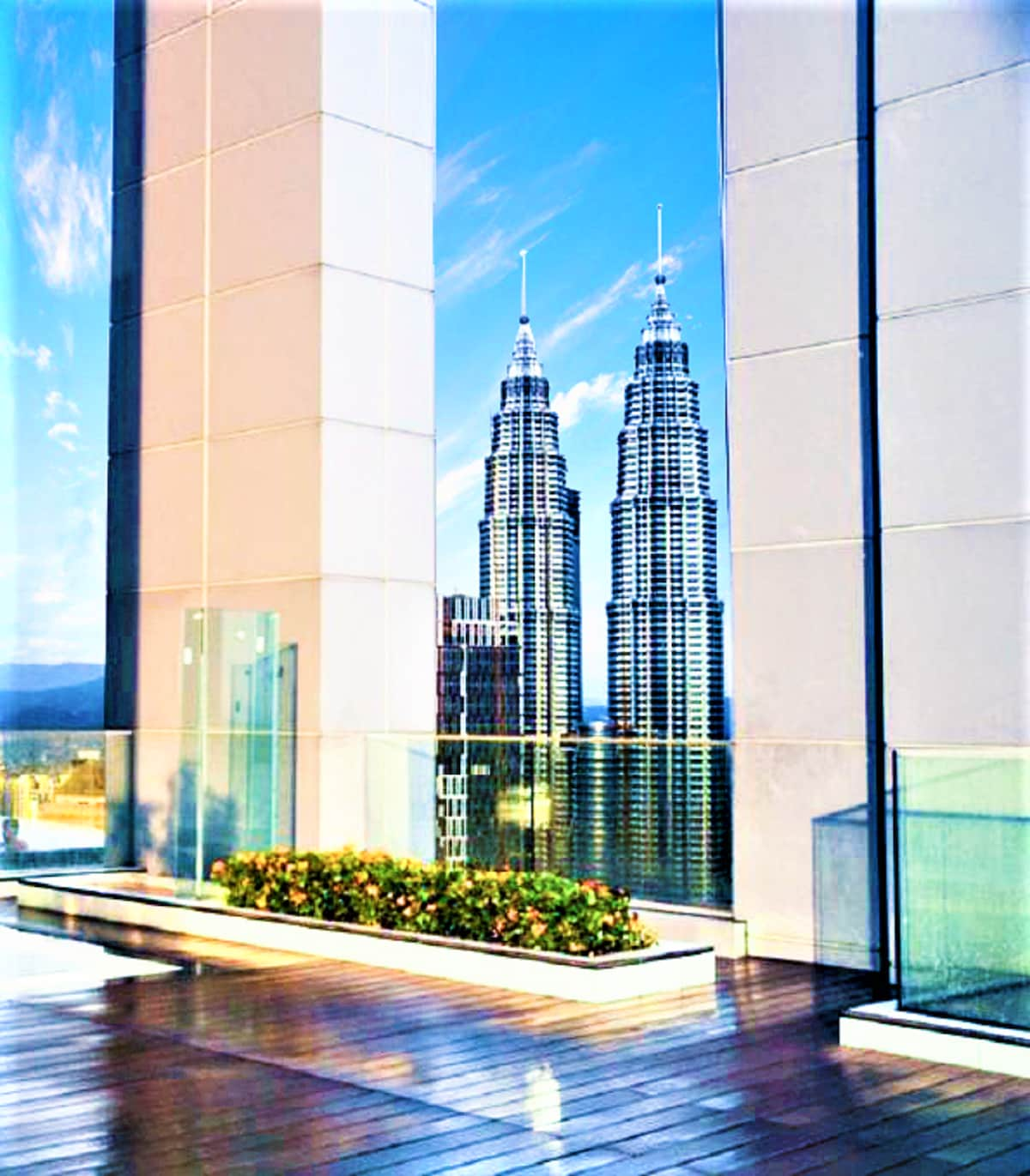 Presidential 3-BR KL Tower景观公寓@ Platinum