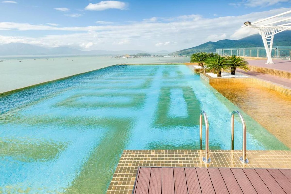 Danang Golden Bay-Infinity Pool-Best Price