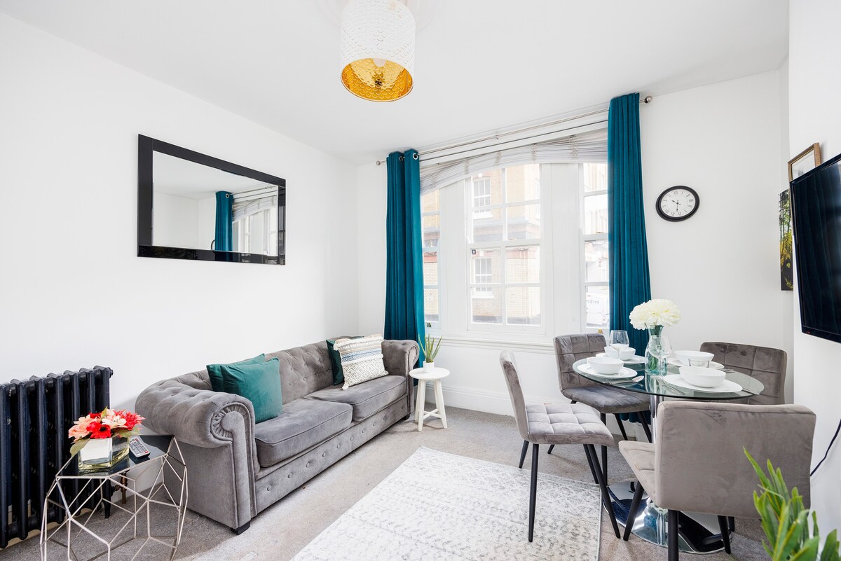 Compact 2 Bed Apt| London Zone 1 | Leisure Stays