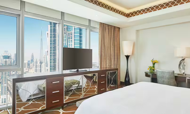 Luxurious Suite with Burj View