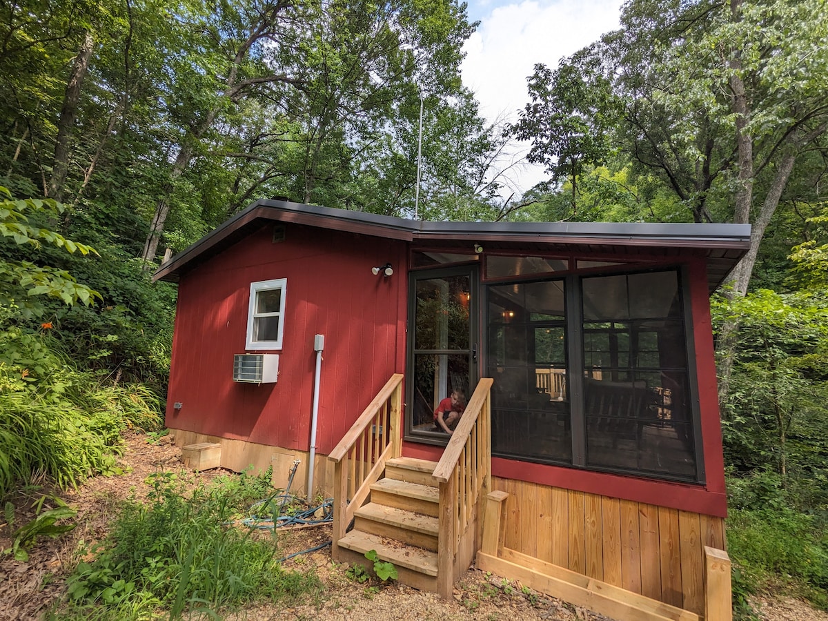 Driftless Cabin