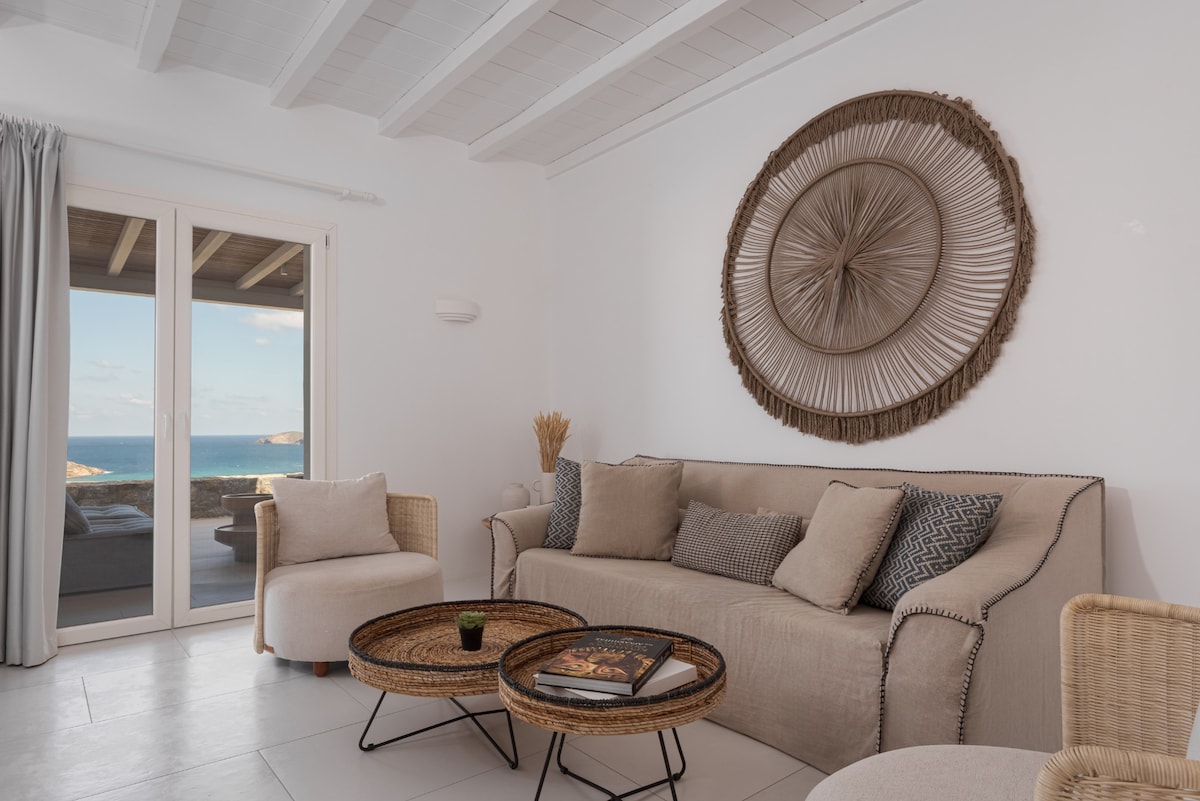 Retreat Hill Luxury Villa Two Mykonos