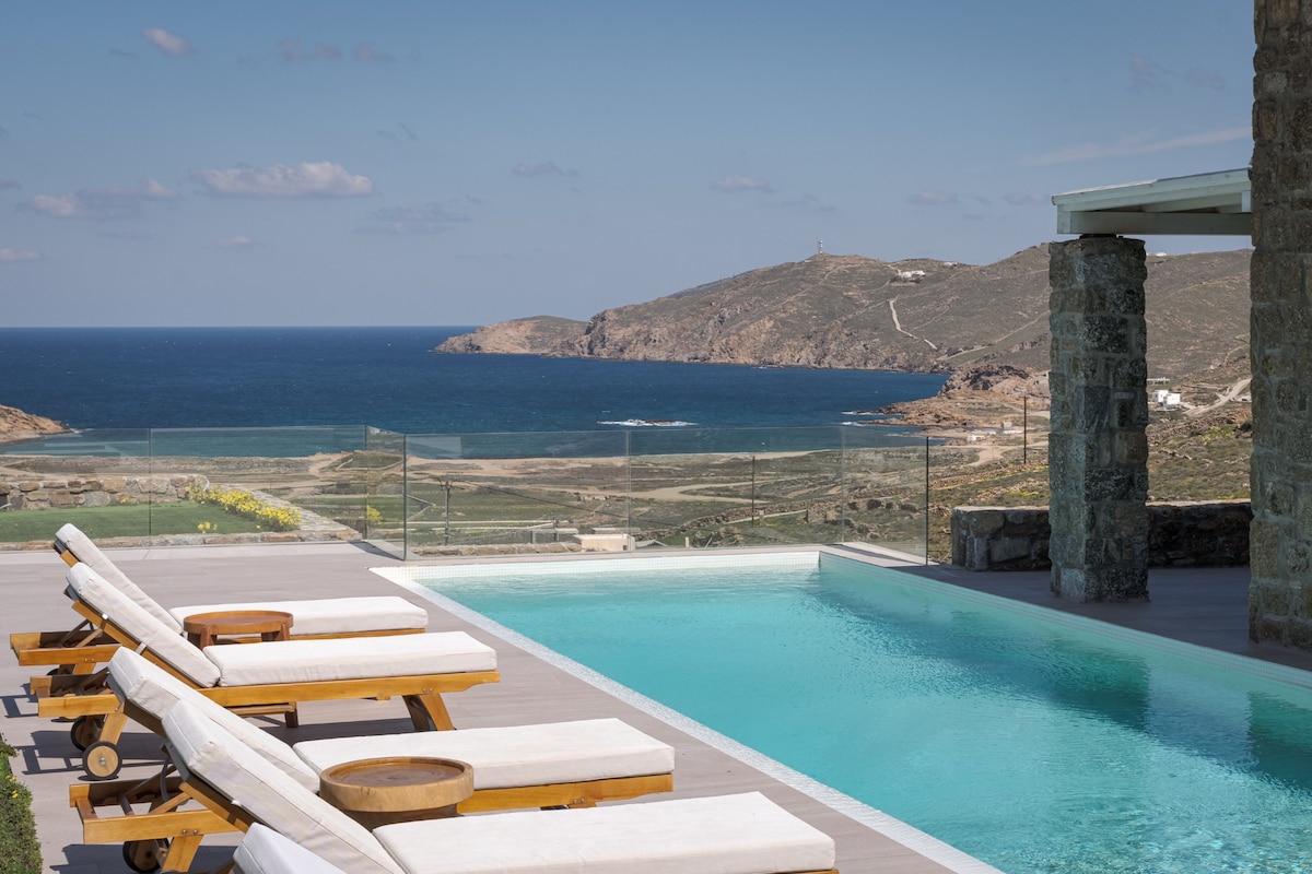 Retreat Hill Luxury Villa Two Mykonos