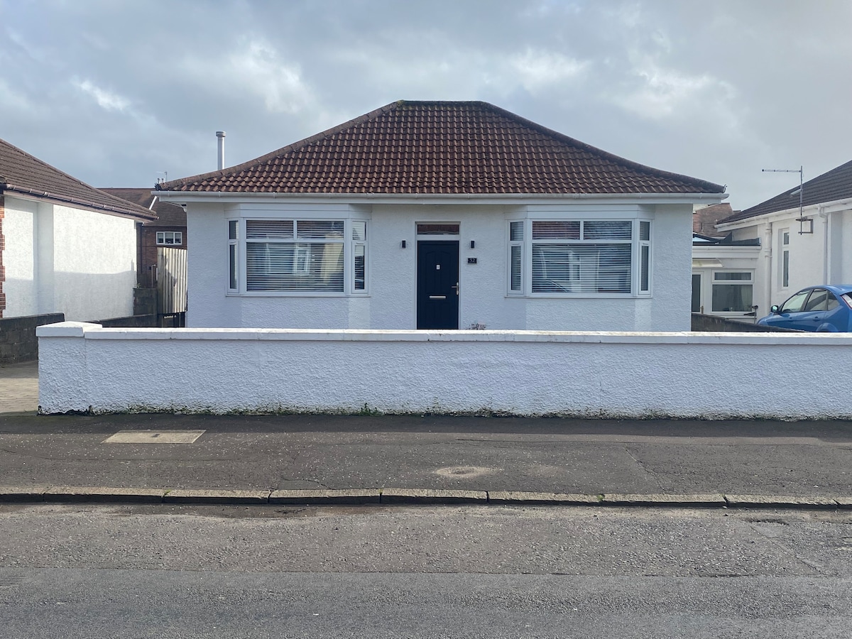 Modern detached 3 bed bungalow