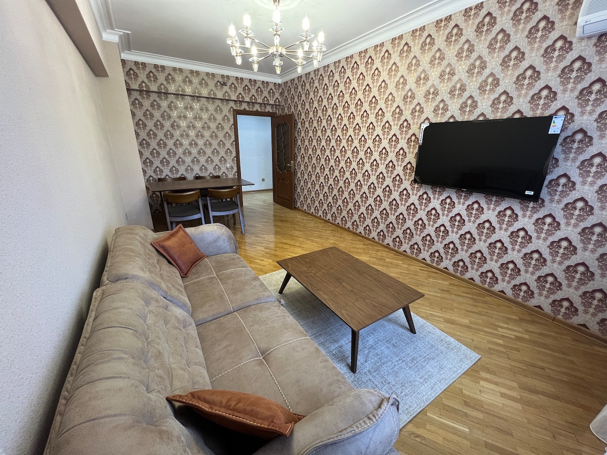 Clean apartment in central Baku