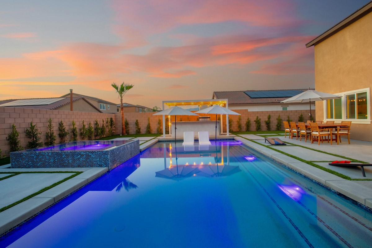 Coachella Dream Stay ，带全新泳池和热水浴缸！