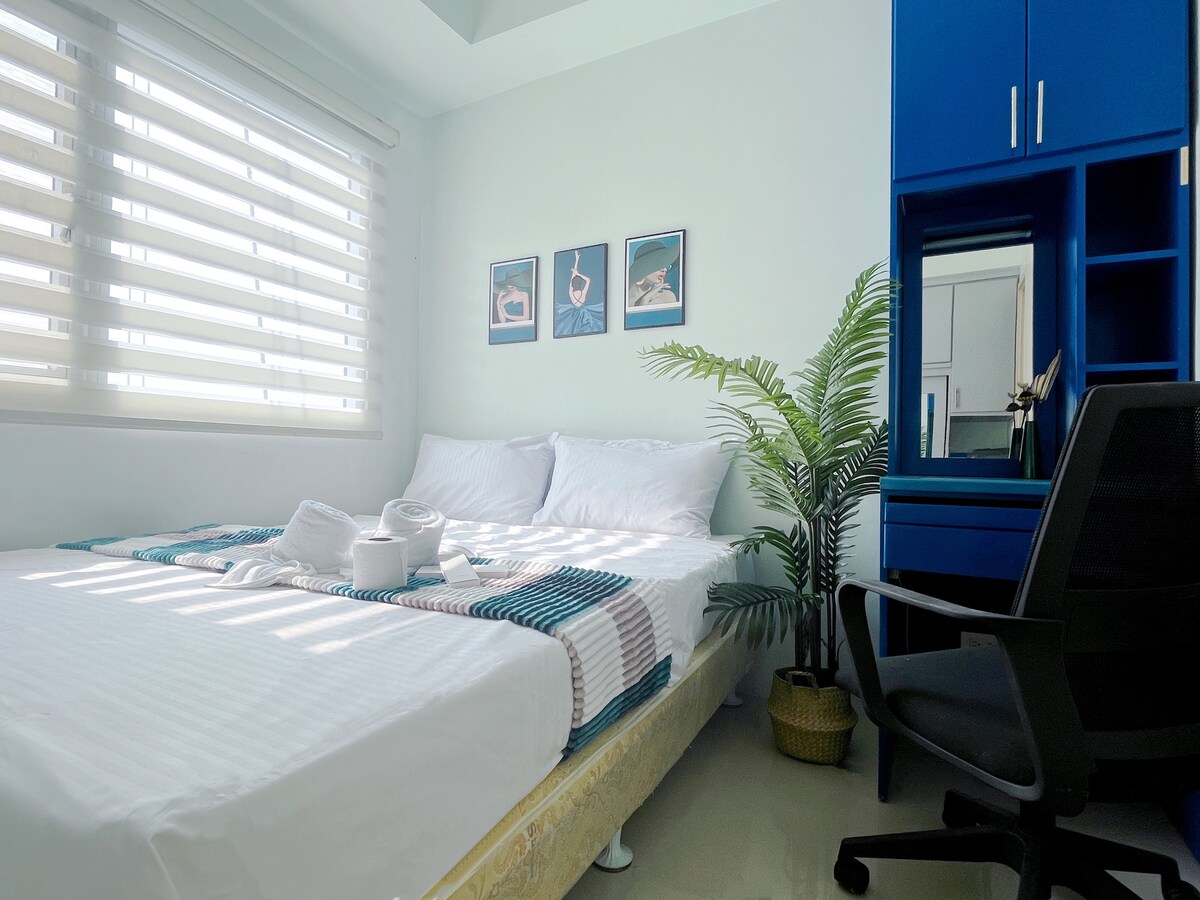 COZY furnished 1BR at heart of Makati CBD w/ Malls