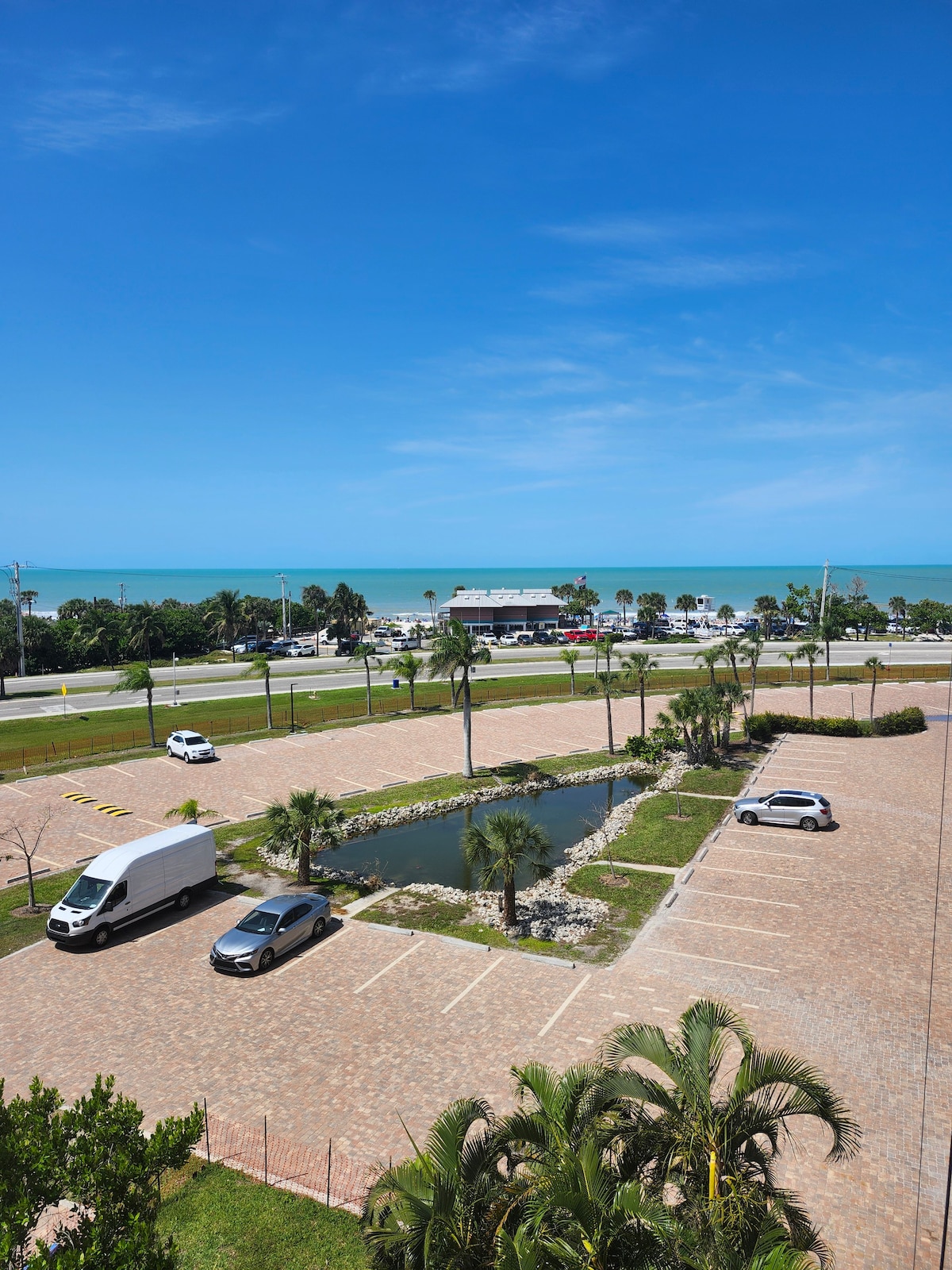 博尼塔海滩（ Bonita Beach ）海景绿洲（ Oceanview