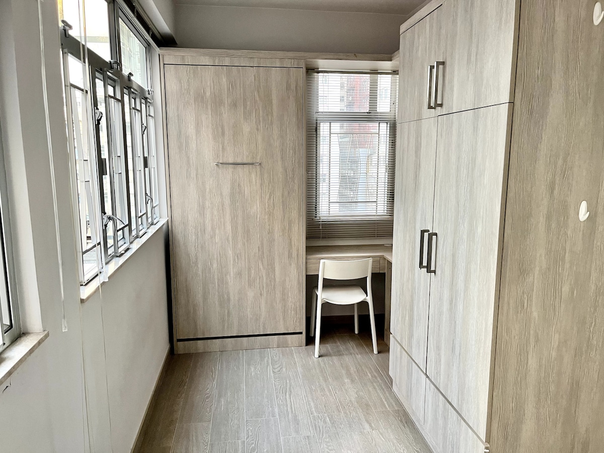 Wan Chai studio 1 person