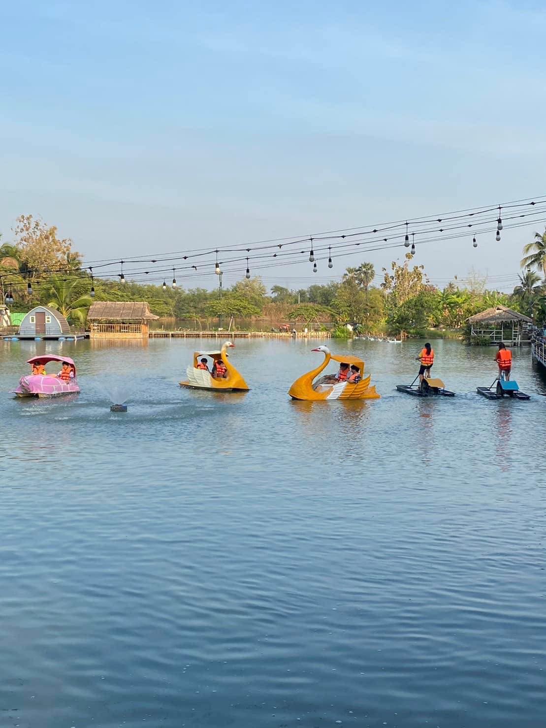 泰国Nakhon Pathom的水景别墅