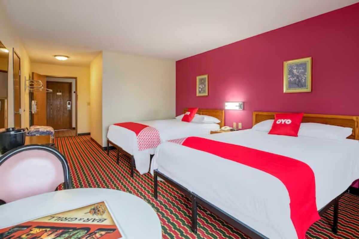 Brass Bell Inn And Suites 2 Queen Bed Accessible
